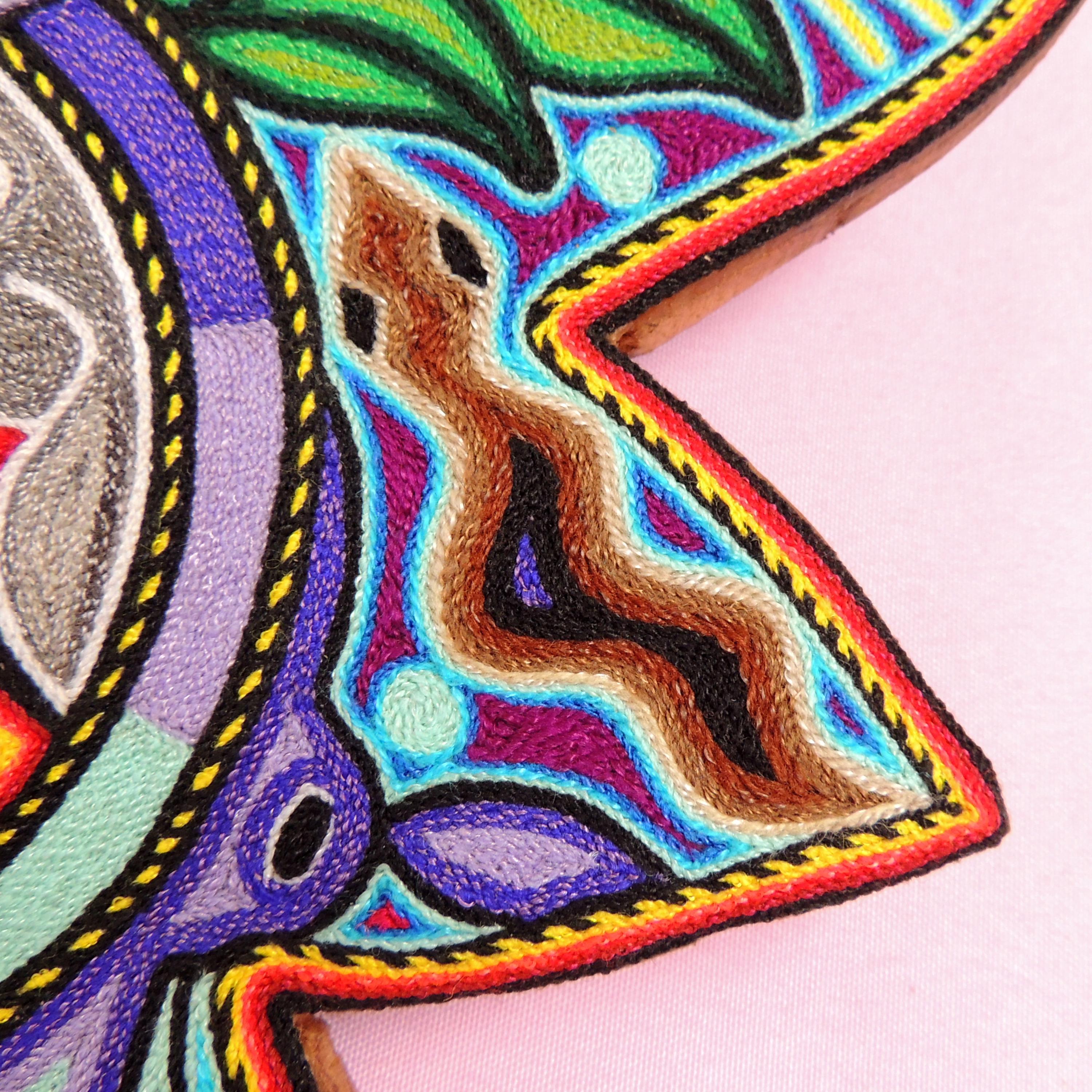 ウィチョル　ネアリカ　ヤーンアート　太陽　Tepchuano ウィチョル ネアリカ ヤーンアート 太陽 Tepchuano Huichol Art Sun