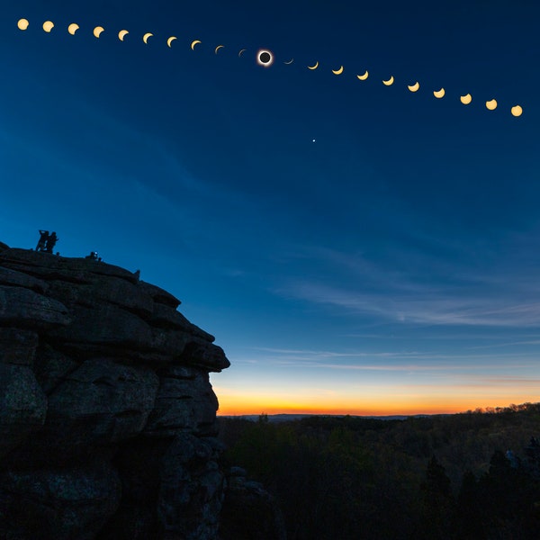 Solar Eclipse Composite (Herod, IL) | Landscape | Photography | Garden of the Gods | Shawnee National Forest | Illinois | Totality