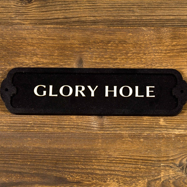Glory Hole Zeichen. Holzteller im Retro Stil. British-Eisenbahn-Stil.