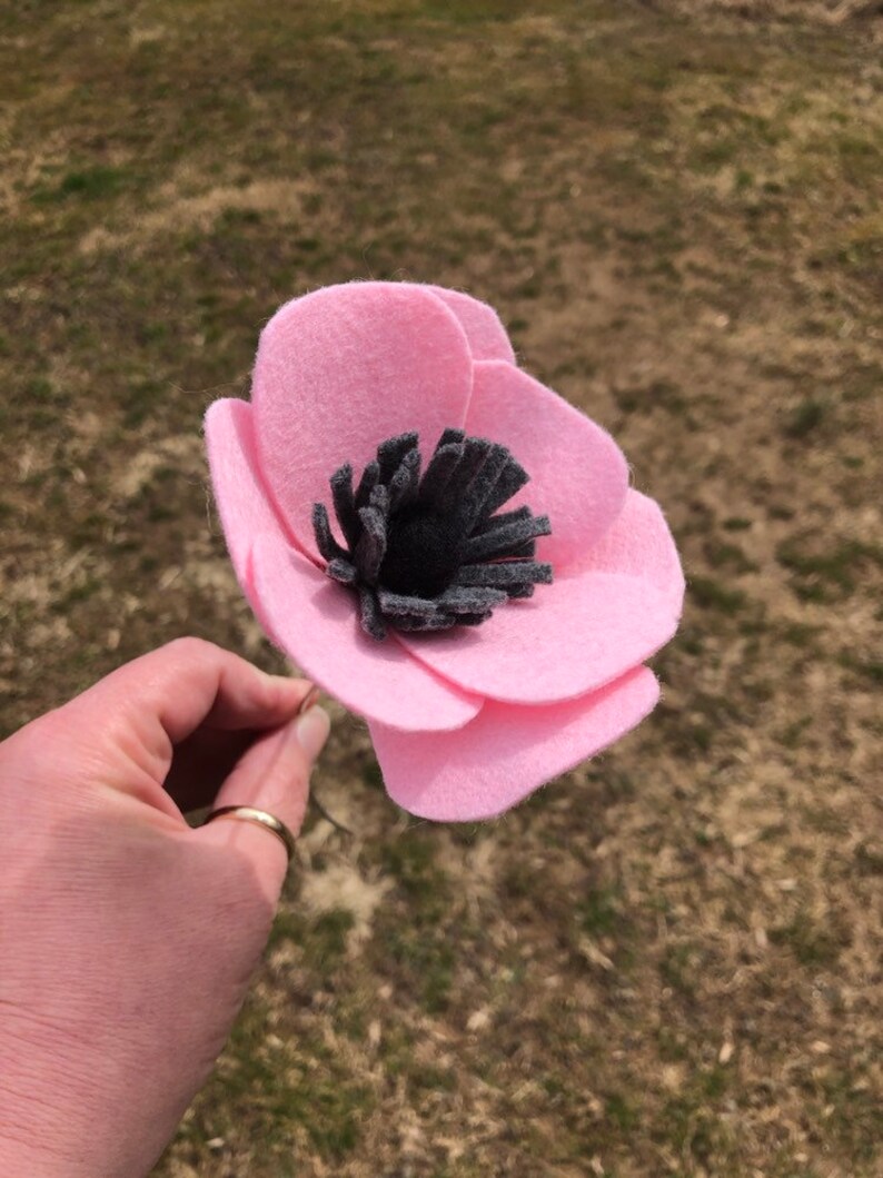 Anemone 3 Felt Anemones Felt Flowers Floral Faux Flower Etsy