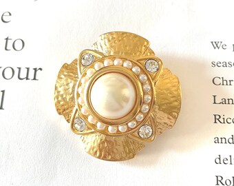 Vintage Faux Pearl Gold Medal Brooch Vintage Rhinestone Brooch Golden Brooch