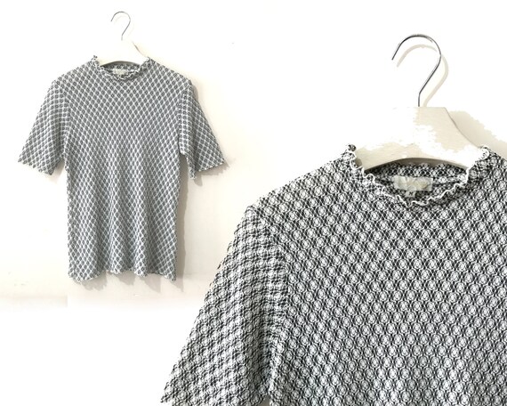 Linear Chic High Neck Tee Vintage Japanese Design Blouse Made in 