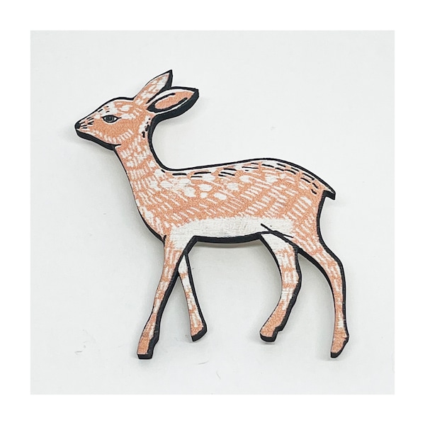 Broche cerf fauve, broche en bois, broche Bambi, cadeau fauve, bijoux animaliers, amoureux des cerfs, petit cadeau.