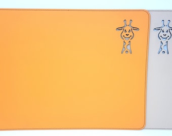 Kinder Tischset Giraffe: Orange Recyclingleder Tischset