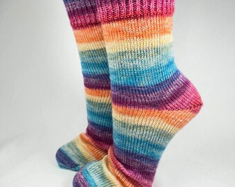 40/41  gestrickte Socken, Wollsocken   Strümpfe Regenbogensocken