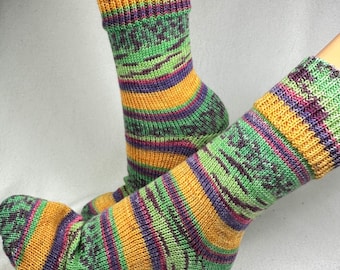 38/39 wolle selbstgestrickte Socken, Wollsocken  Strümpfe crazy waters