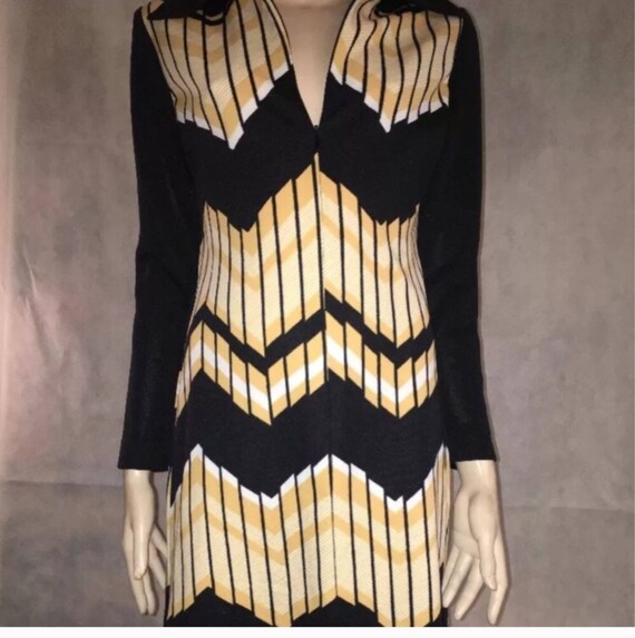 Art Deco chevron vintage zip front shift dress - image 1