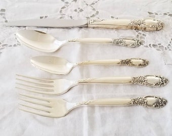 Vintage Oneida Silver Flatware Set: Ballad Country Lane, 5-Piece Place Setting