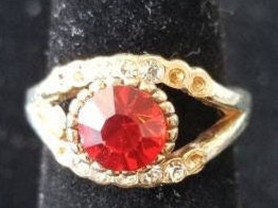 Antique Gold-Tone Ruby Ring: 1920s Collectible - image 1