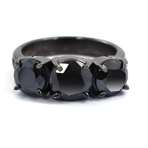 2.5ct Three Stone Black Diamond Band Ring in Black Gold, Unisex Style, Engagement Ring, Promise Ring