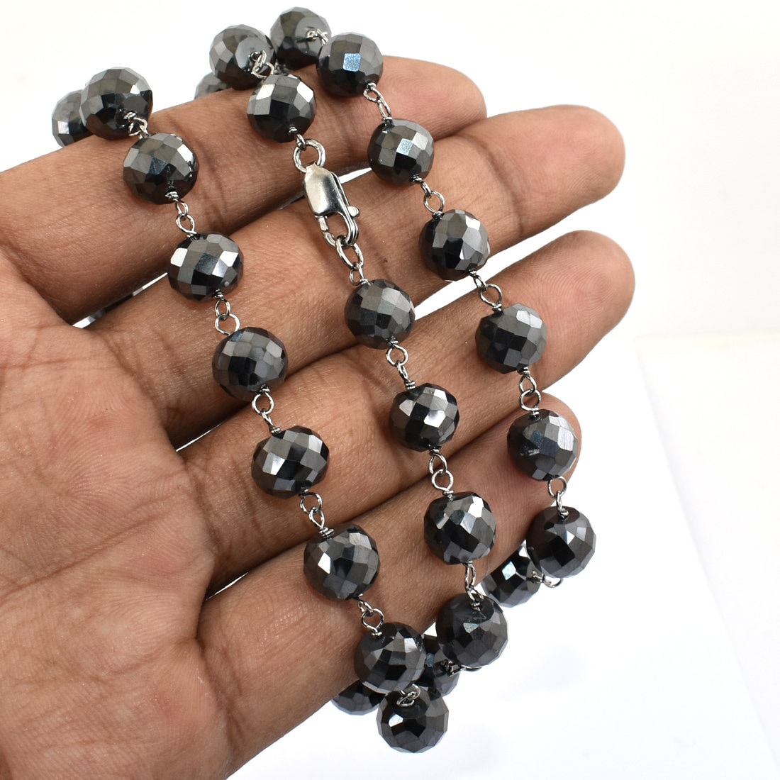 Derek jeter shop black necklace