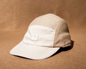 La CHARMING MUSHROOM //Casquette surcyclée et recyclée beige \\Chapeau, couvre-chef faitmain, slowfashion fabriqué au Québec par Sous-Bois