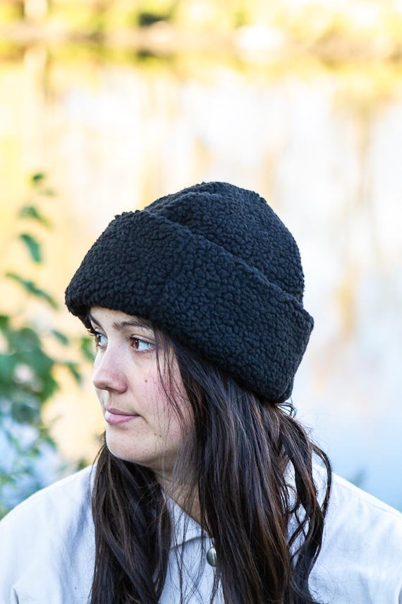 正規品　ブラック　ideaswam Mother Of Earth Beanie The BLACK SHERPA BEANIE Hat/// Handmade Polar Sherpa Fleece