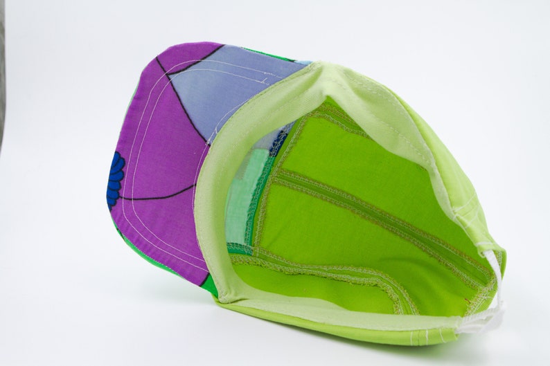 La FLOWERFLURRY // Casquette SUR DEMANDE pour adulte, 5 panels, couvre-chef, chapeau, bonnet, faitmain et recyclée à Montréal par Sous-Bois image 3