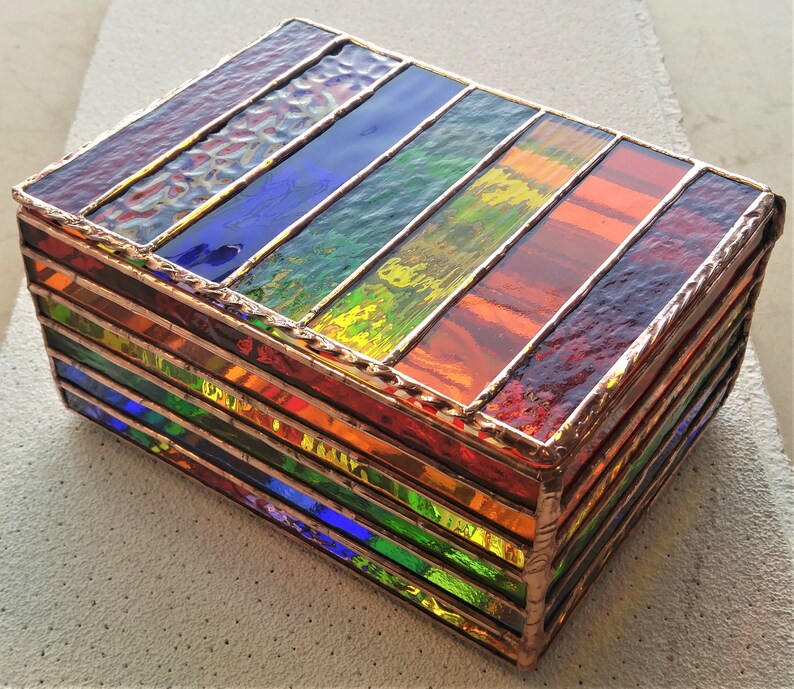 Rainbow Stained Glass - Music Box Option - Personalized - 7x5x3.5 inches bild 8