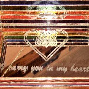 Rainbow Stained Glass - Music Box Option - Personalized - 7x5x3.5 inches bild 7