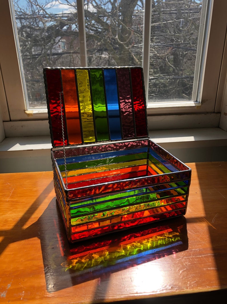 Rainbow Stained Glass - Music Box Option - Personalized - 7x5x3.5 inches bild 2