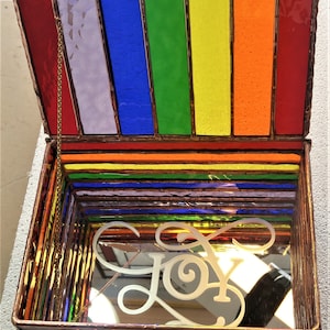 Rainbow Stained Glass - Music Box Option - Personalized - 7x5x3.5 inches bild 4