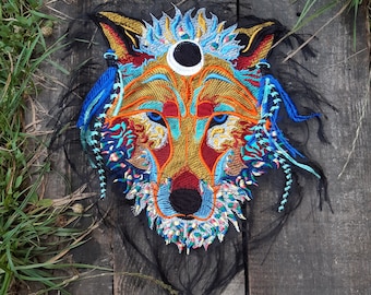 Moks499 Psychedelischer Wolf Stickerei Aufnäher, Bunter Regenbogen Wolf Trippy
