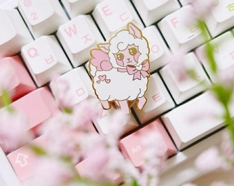 White Alpaca Enamel Pin, Alpaca My Bags, Alpaca The Wine, Anime Alpaca, Manga Sheep, Kawaii Lamb, Cosplay Pin, Alpaca Pun