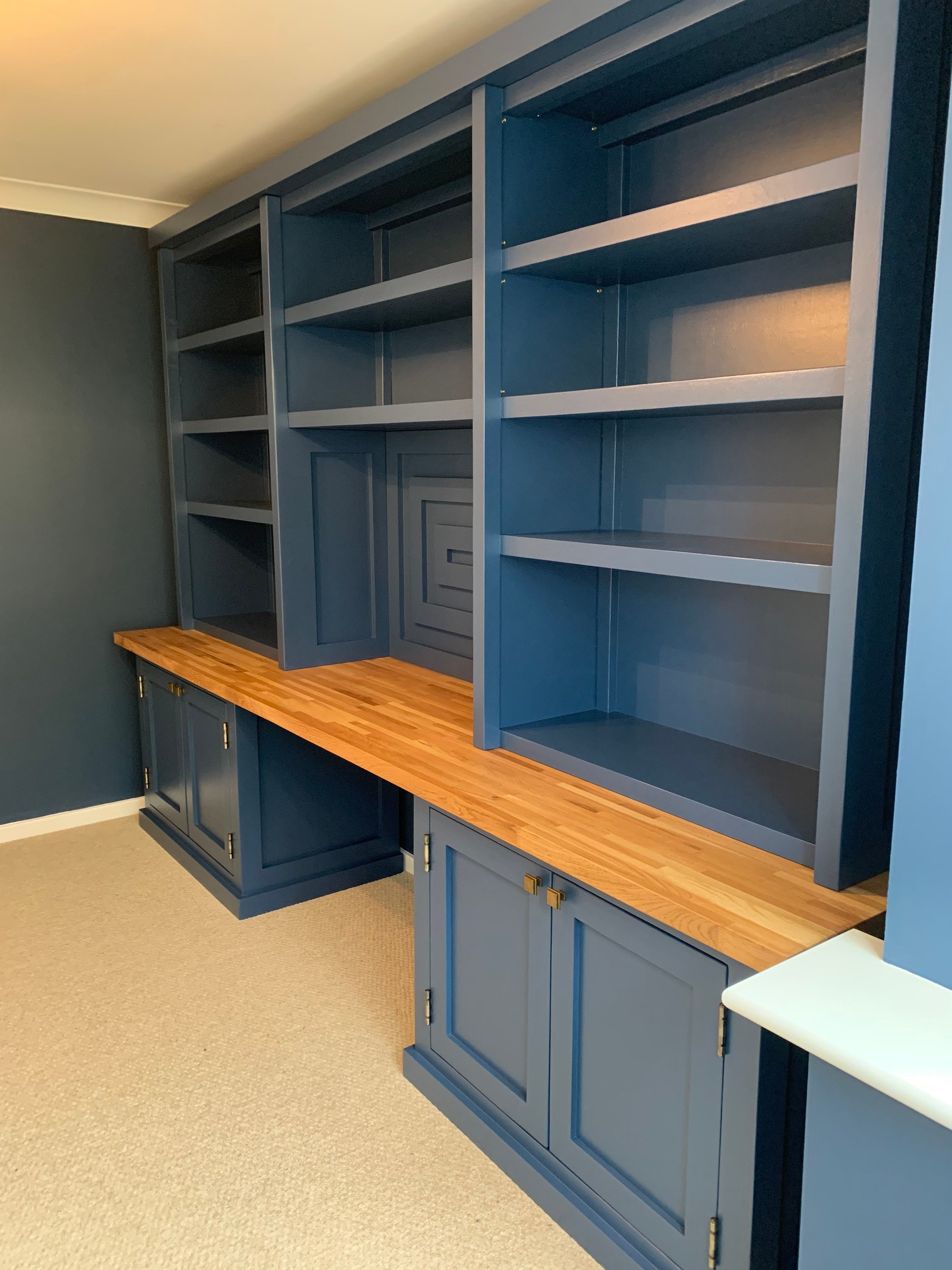 Wall unit with desk and bookcases discount