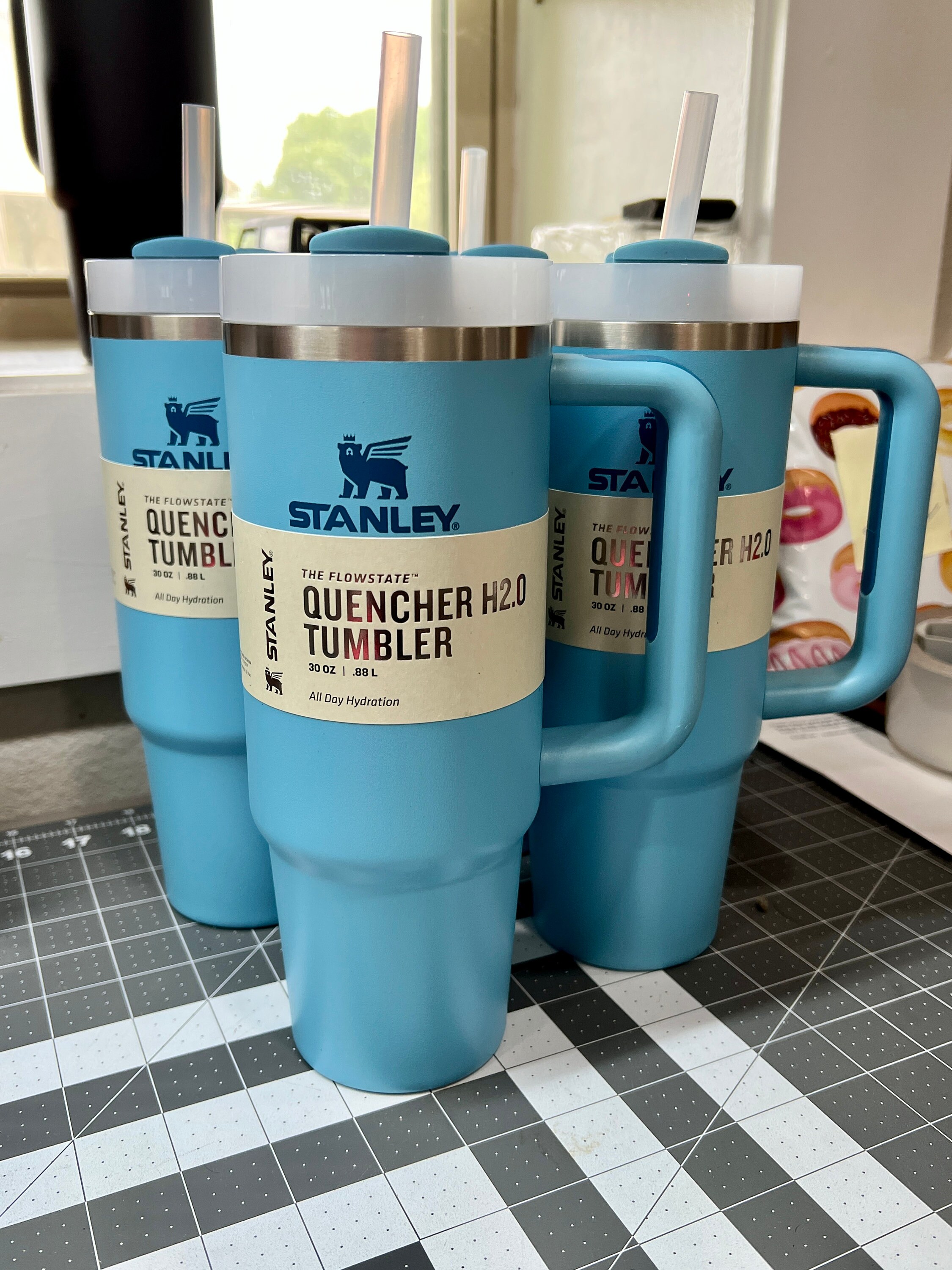 Authentic Stanley 30 Oz Quencher H2.0 