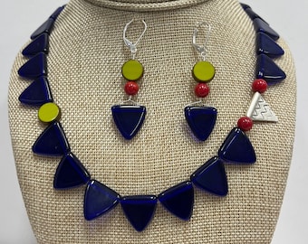 Vintage 60's cobalt blue glass necklace & earring set