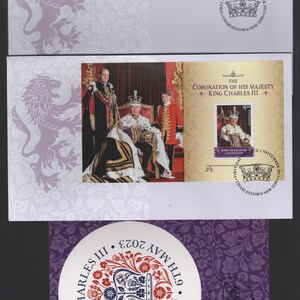 Par de mini folhas de selos comemorativos da coroação da Austrália do KING CHARLES FDC e cartão Maxi - Item de colecionador filatélico