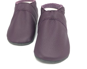 Lederpuschen Krabbelschuhe Krabbelpuschen Puschen Hausschuhe Aubergine dunkel Lila UNI BASIC Name möglich Personalisierung personalisiert