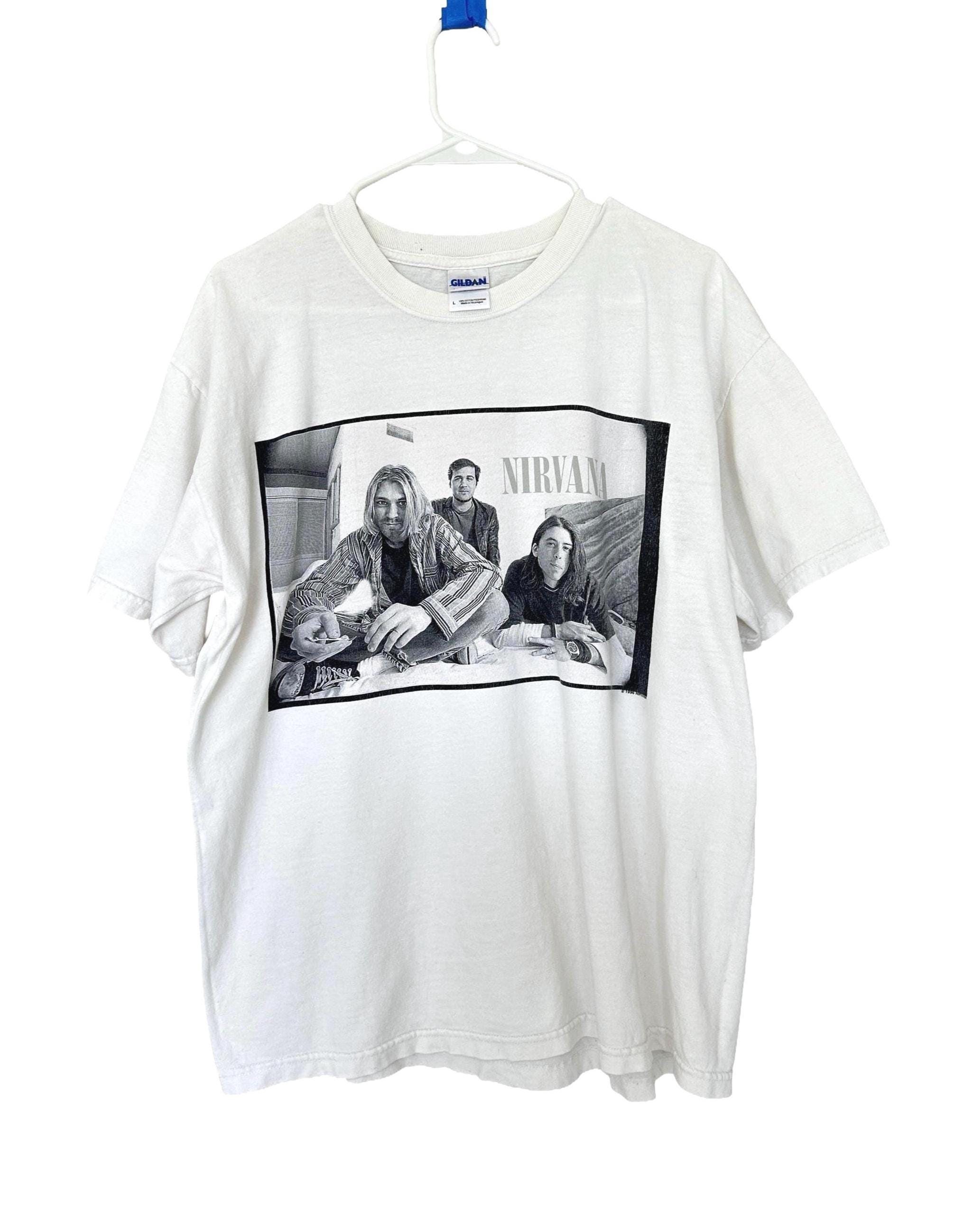 NIRVANA 1996 サークル　Tシャツ　当時物 1996 Nirvana T Shirt - Etsy