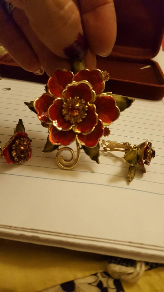 Vintage 50's-60's Coro red rose broach matching e… - image 4