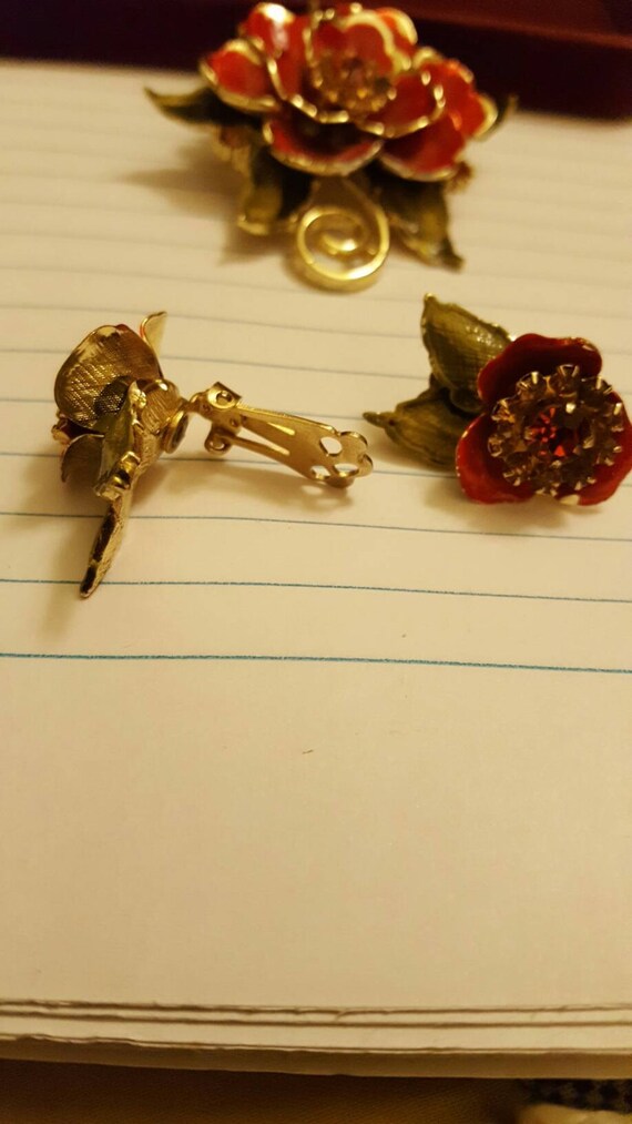 Vintage 50's-60's Coro red rose broach matching e… - image 3
