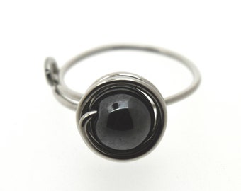 Aluminum adjustable ring decorated with hematite, light weight, classic