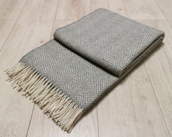 Natural wool blanket, Gray white herringbone wool blanket, Fringed eco wool throw, Warm winter blanket, Organic sheep wool throw, 180x130cm