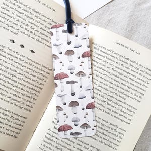 Mushroom Bookmark with Velvet Ribbon - Book Reader Pattern Birthday Gift, Custom Cottage core Gift for Mum