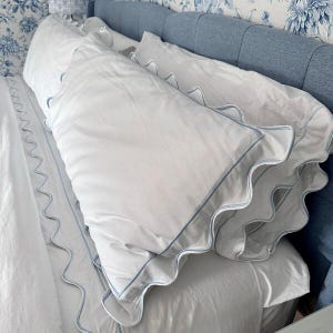 400 TC White Cotton Sateen Hotel Stitch Duvet Cover Set in  Scalloped + Band Embroidery Border 1 Duvet Cover and 2 Pillow Sham Cover