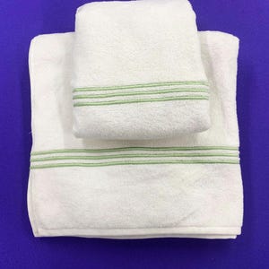 White Hotel collection 3 line embroidery Cotton Bath Towels 600 GSM