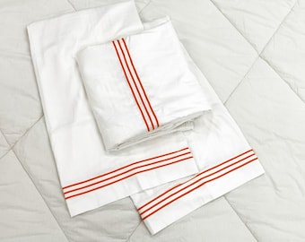 Pushplinen 400 Thread Count White Cotton Sateen Hotel Stitch Monogrammed Sheet Set in Triple Line Border [15" (38cm) Deep fitted sheet]