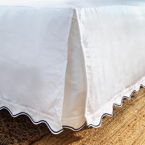 Pushp Linen 1 PIECE Scalloped Tailored BEDSKIRT 3 sided ONLY 100% Cotton Sateen  Drop from 8&quot; to 39&quot;