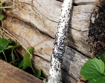 Ash (White Pearl w/ Black Glitter)
