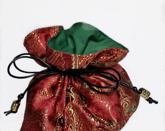 Red Paisley Brocade Kinchaku Bag with Dark Green Liner