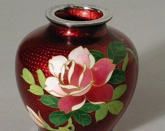 Ginbari cloisonne enamel bud vase, pink roses and bamboo, red ground, antique, Japan