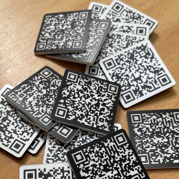 Disques gravés au laser avec code QR personnalisé carré de 30 mm, table, étiquettes, casier, restaurant, clubs, Instagram, Facebook, Twitter, TikTok