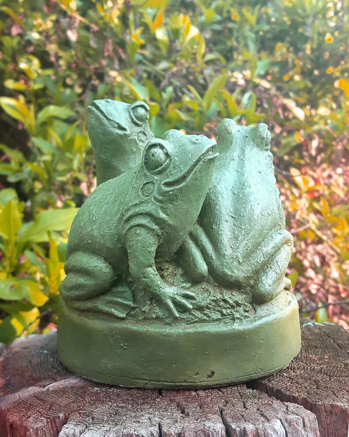 concrete frog statue