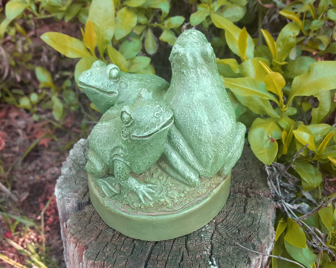 Three Frogs on a Rock Frog Garden Statue Cute Frog Concrete Etsy