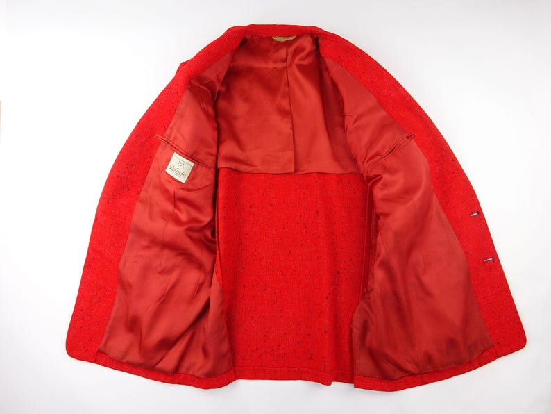 Excellent 1950s Vintage Galieote/'s Hollywood Black /& White Atomic Fleck Gold Metallic Button Vivid RED Wool Sports Coat