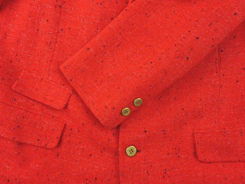 Excellent 1950s Vintage Galieote/'s Hollywood Black /& White Atomic Fleck Gold Metallic Button Vivid RED Wool Sports Coat