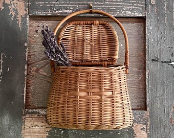 Vintage Wicker Wall Pocket Basket with Lid | Hanging Storage Basket | Cottage Farmhouse Decor | Rustic Woven Basket