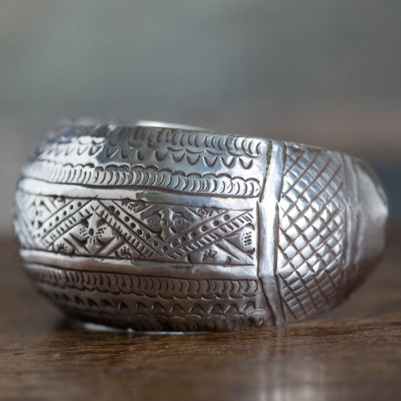 Vintage Rajasthani Sterling Indian Hammered Brace… - image 3