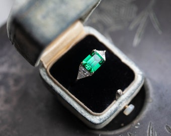 14k Faux Emerald Diamond Ring, 14K White Gold Emerald Ring, 14k Emerald Cut Emerald Ring, Faux Emerald Jewelry, Vintage 14k Ring